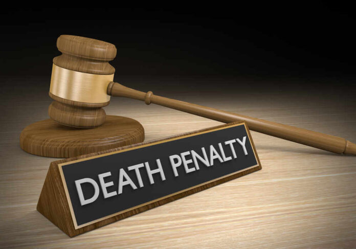 shutterstock_334148753.jpg featured image Gavel beside death penalty sign on desk