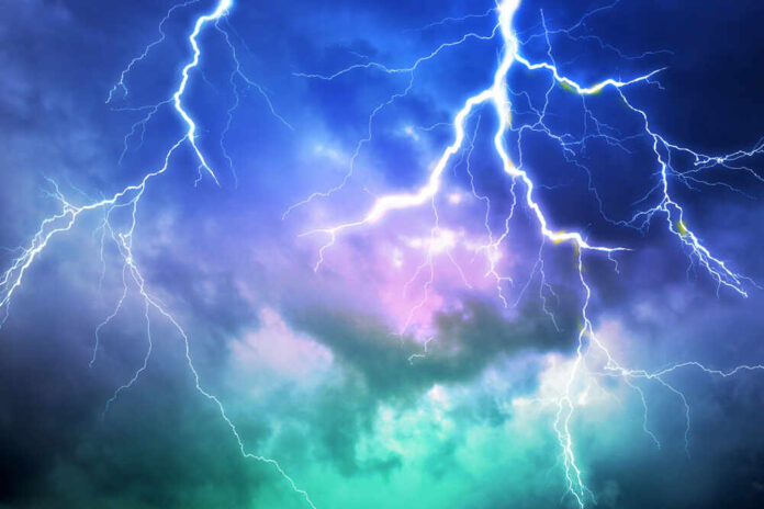 shutterstock_1516910042.jpg featured image Lightning bolts in a colorful stormy sky